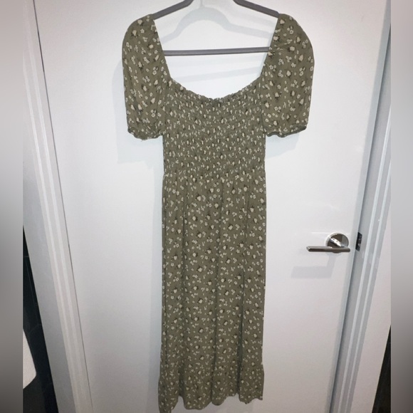 Reformation Dress - Picture 1 of 3